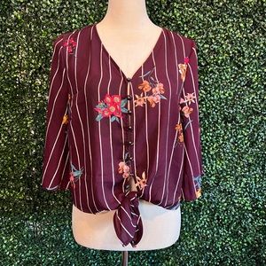 COPY - Urban Romantics Floral Cropped Top Size M